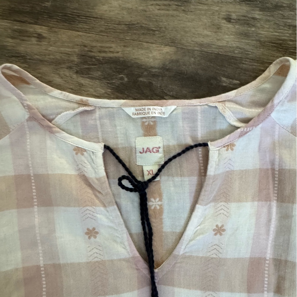 Jag Ombre Plaid Tassel Tunic in Pink and Blue - Picture 4 of 12